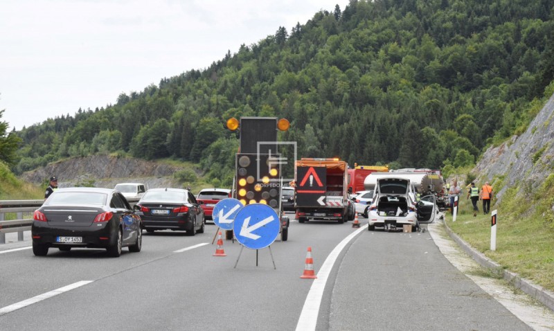 prometna_nesreca_a6_kamion_radnici_autocesta__12_ 