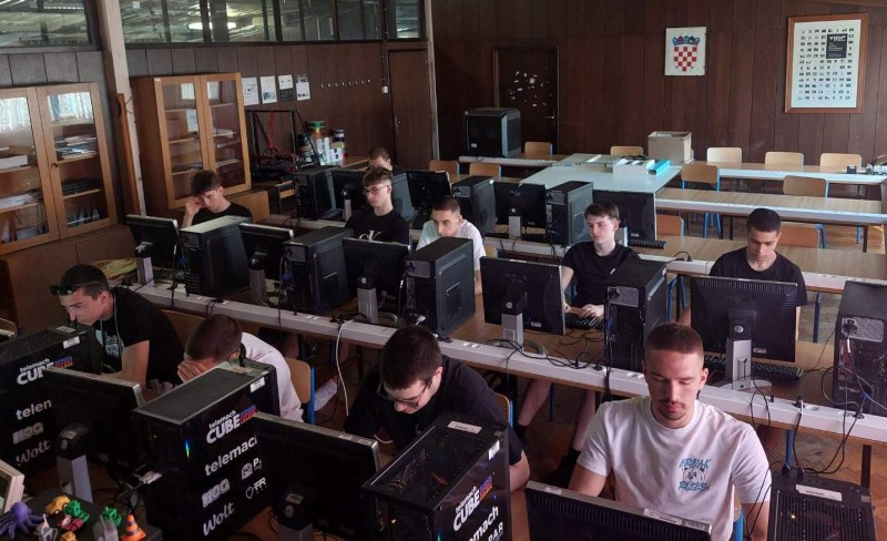 racunarstvo_ucenici_skola