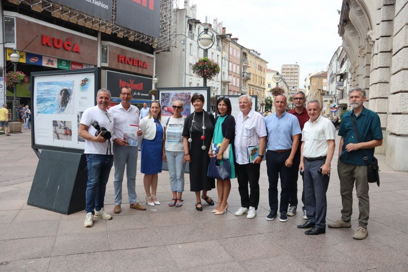 retrospektivna_izlozba_odlucujuci_trenutak 