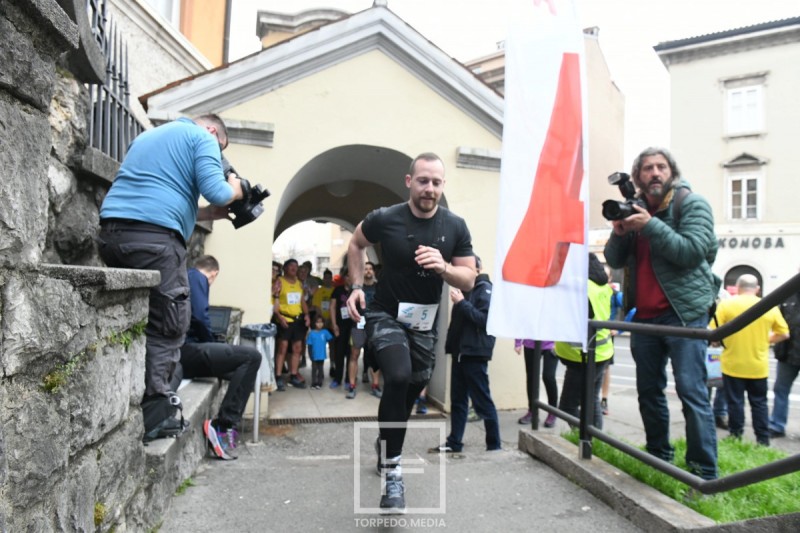 rijeka_run_homo_si_tec_539_skok_trsatske_stube__10_ 