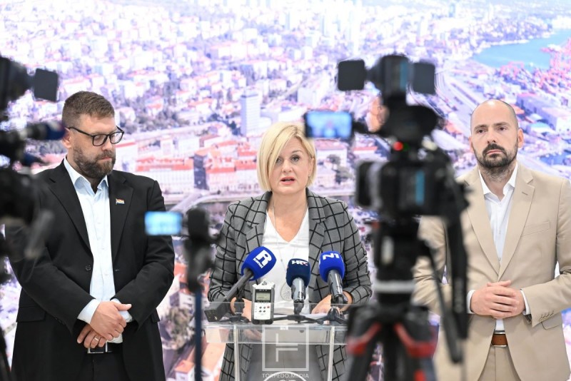 rincic_press_-39756 