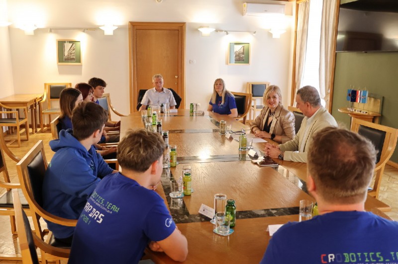 roboticki_tim_GAM_iva_rincic_2026__2_ 