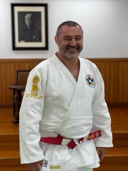 slavisa_bradic_2025_ijf__3_ 