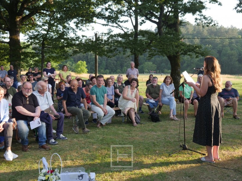 tea_perincic_promocija_zbirke_pjesama_studena__18_