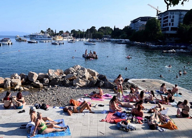 tomasevac_plaza_obnova__3_
