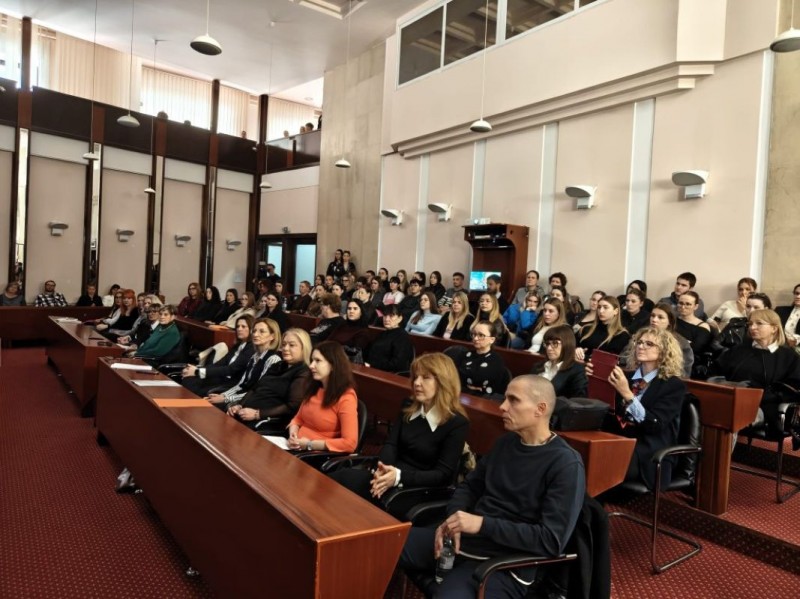 tribina_borba_protiv_nasilja_nad_zenama 