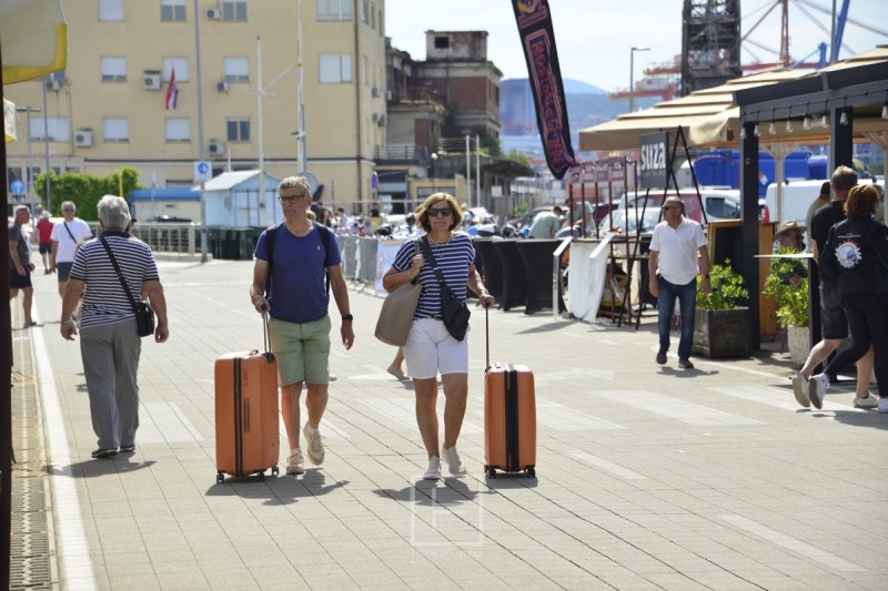 turisti_rijeka-01489