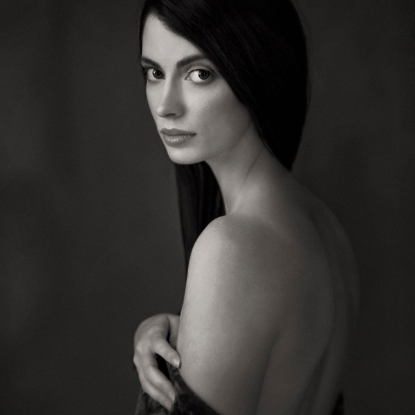 zena_romano_grozic_ 