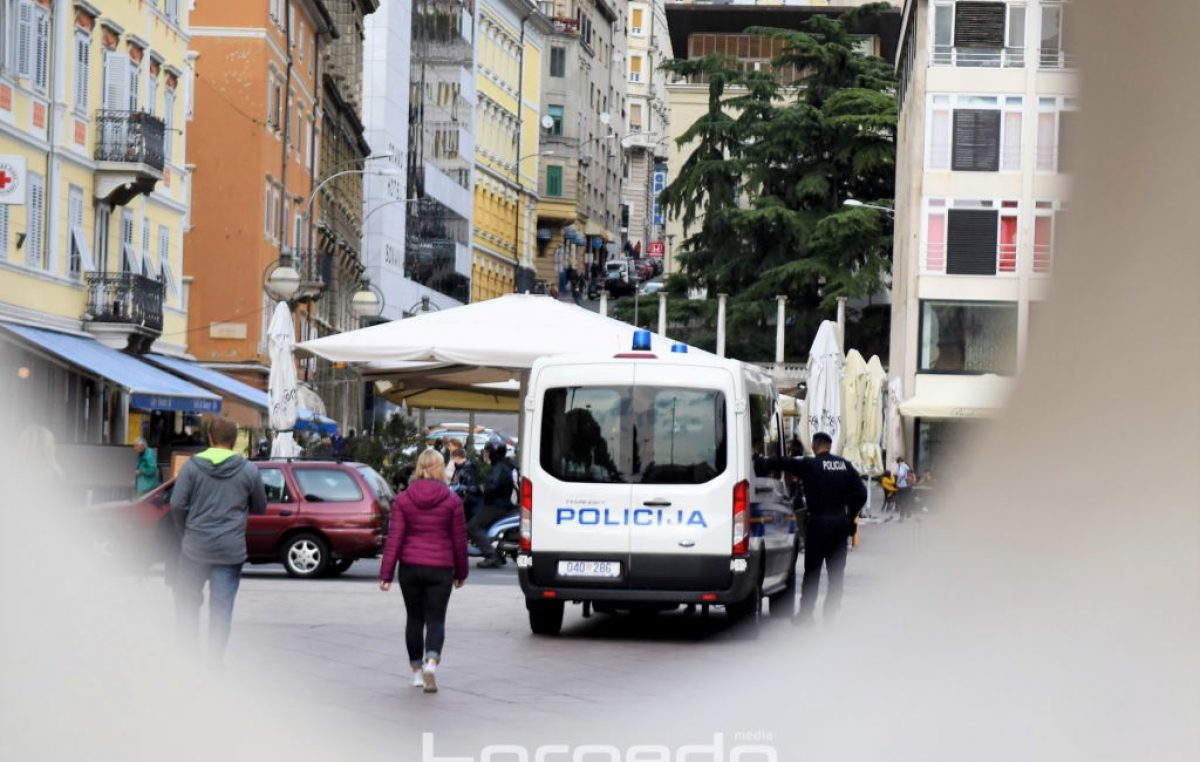 Kako preživjeti ljeto? Policija na edukativnim radionicama upozorava na opasnosti koje kriju ljetni mjeseci @ Rijeka, Opatija