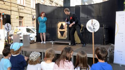 VIDEO, FOTO: Tjedan dobre dječje knjige otvoren uz trikove i magiju Andreja Škedela