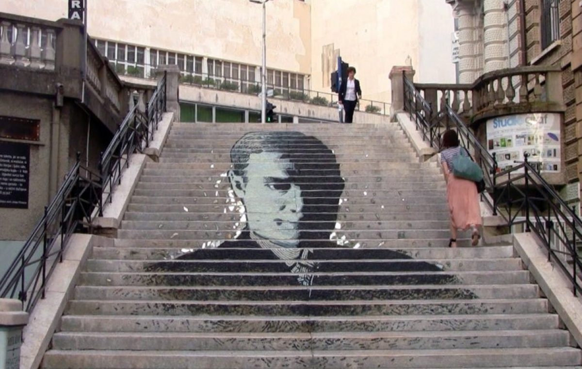 U OKU KAMERE Volonterskom akcijom uređen trg Kortil i likom Josipa Pičmana oslikane stepenice na Sušaku