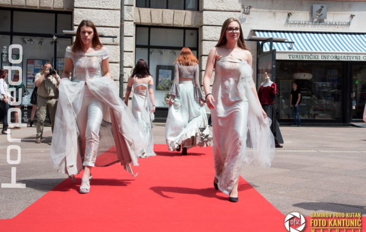 FOTO Modna revija na Korzu: Učenici Tekstilne škole predstavili što su naučili @ Rijeka
