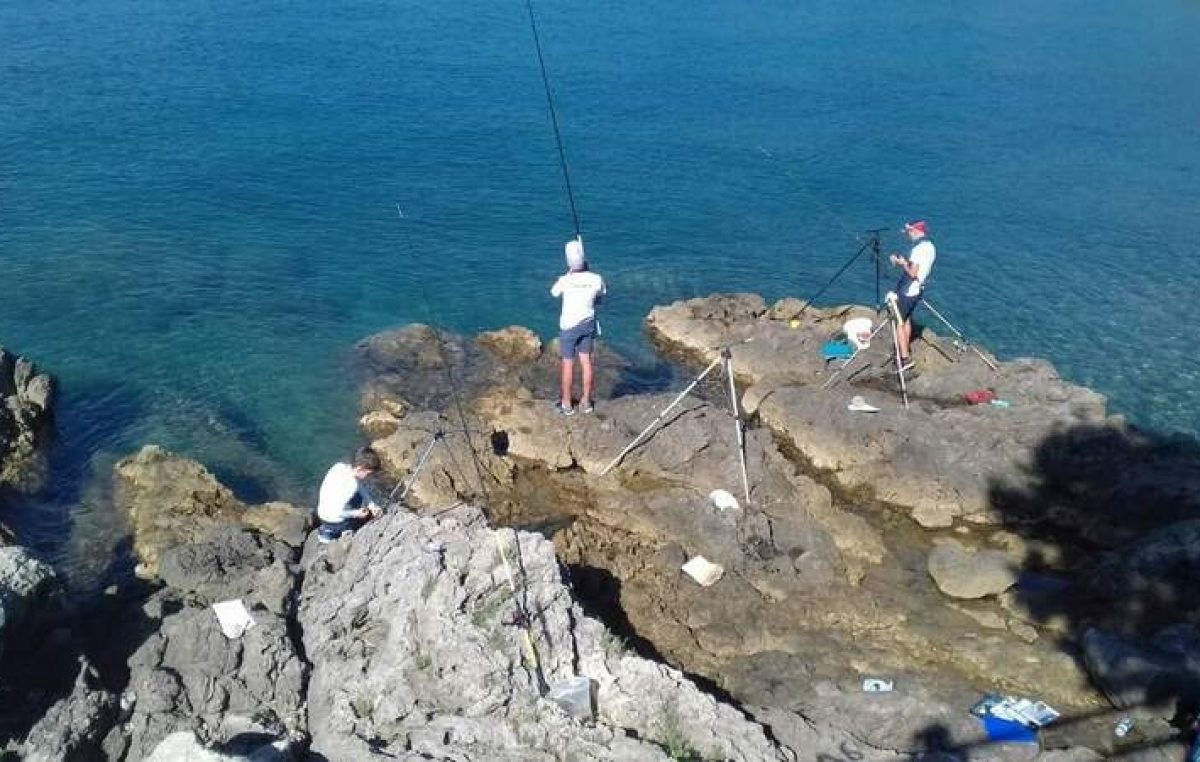 Tridesetak malih sportskih ribolovaca takmičilo se na 12. natjecanju Mići kup Preluka