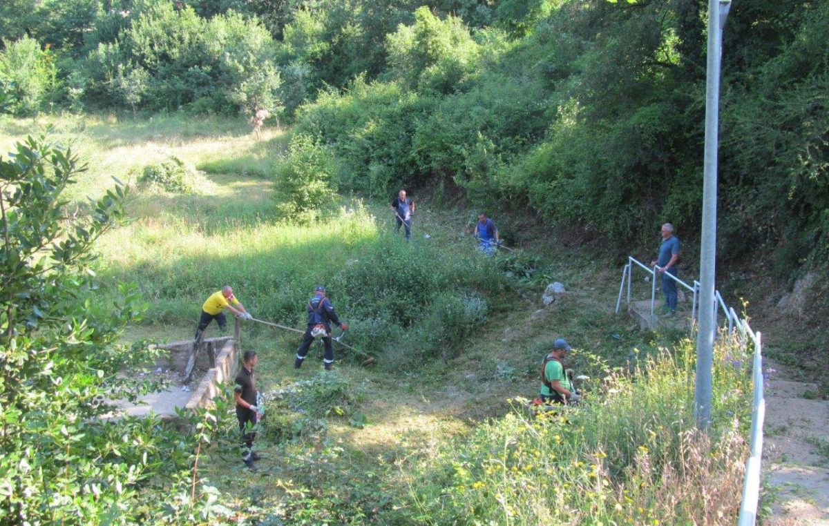 Uspješna ekološka akcija: Građani i djetnici Čistoće udružili snage i očistili okoliš u naselju Grbci @ Rijeka