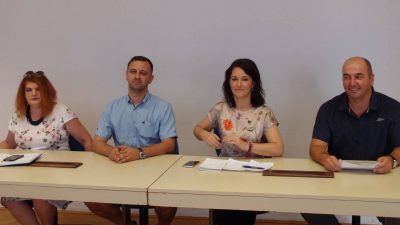 Oporbeni vijećnici počet će prikupljanje potpisa za referendum o smjeni Obersnela ako ne pokrene postupak protiv Begić Blečić i Benca