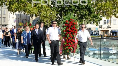 Polaganjem vijenaca i paljenjem svijeća za poginule branitelje obilježen njihov dan i Dan domovinske zahvalnosti @ Rijeka
