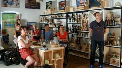 U OKU KAMERE Francuski novinari u obilasku grada posjetili Kašeticu i ‘guštali’ u autohtonim proizvodima