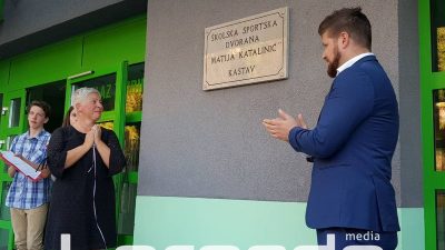 VIDEO/FOTO Na emotivnoj svečanosti školska sportska dvorana Kastav ponijela ime Matije Katalinića