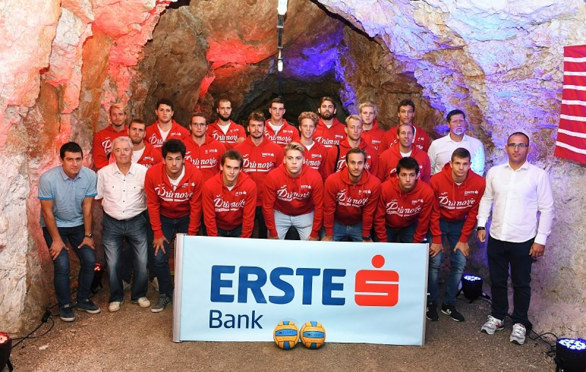 U OKU KAMERE Riječki tuneli poslužili kao savršena kulisa – Predstavljena prva ekipa VK Primorja Erste Bank