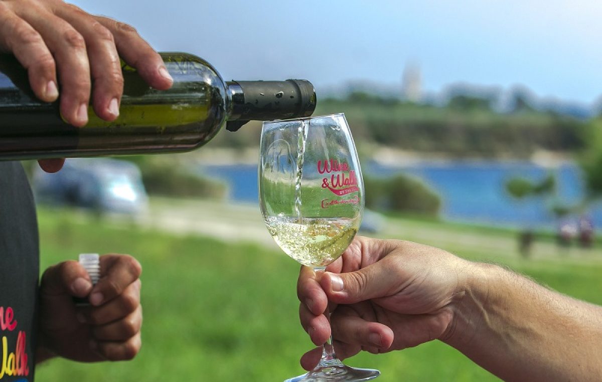 Wine&Walk by the sea zatvara ljetnu sezonu i uvodi nas u jesenski ugođaj @ Novigrad