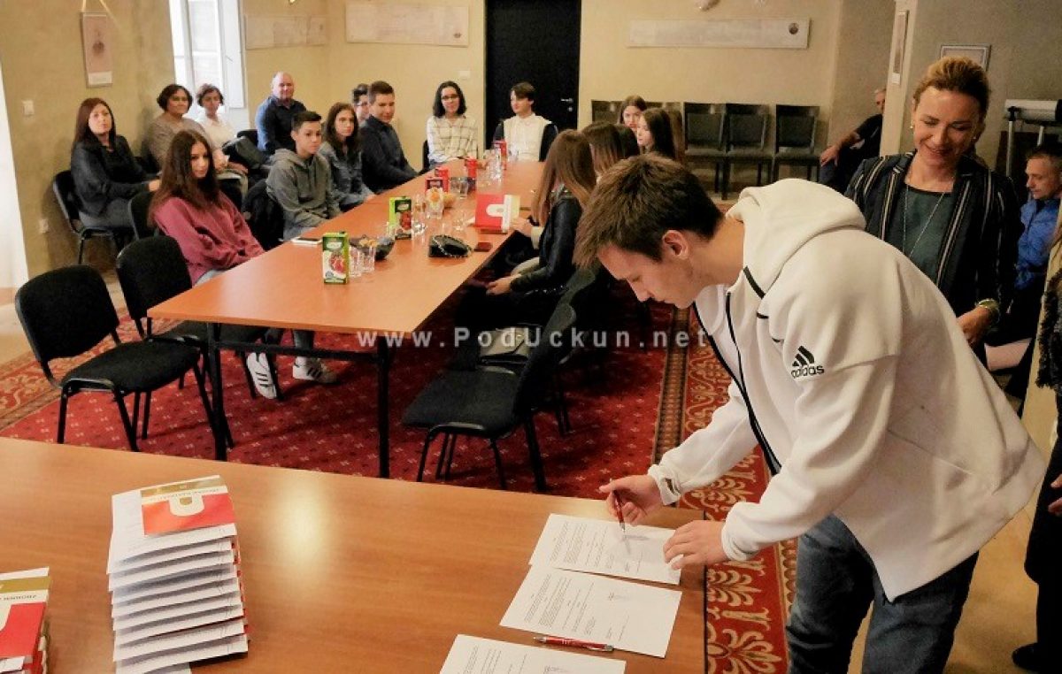 Odlukom gradonačelnika Kastav povećao broj učeničkih stipendija