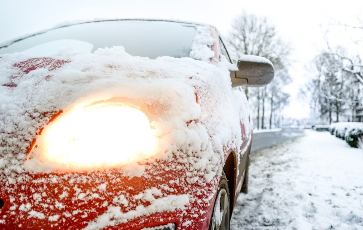 Danas stupa na snagu obavezna uporaba zimske oprema na automobilima: Provjerite gdje je nužna i kolike su kazne