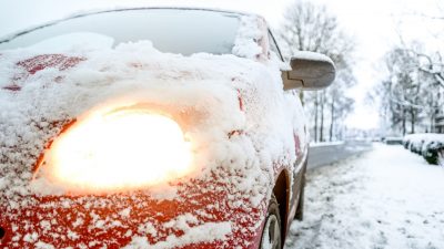 Danas stupa na snagu obavezna uporaba zimske oprema na automobilima: Provjerite gdje je nužna i kolike su kazne