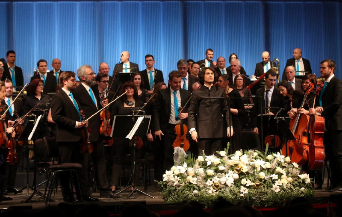 Putujemo Europom u Zajcu – Publika na nogama ispratila prvi Novogodišnji koncert!