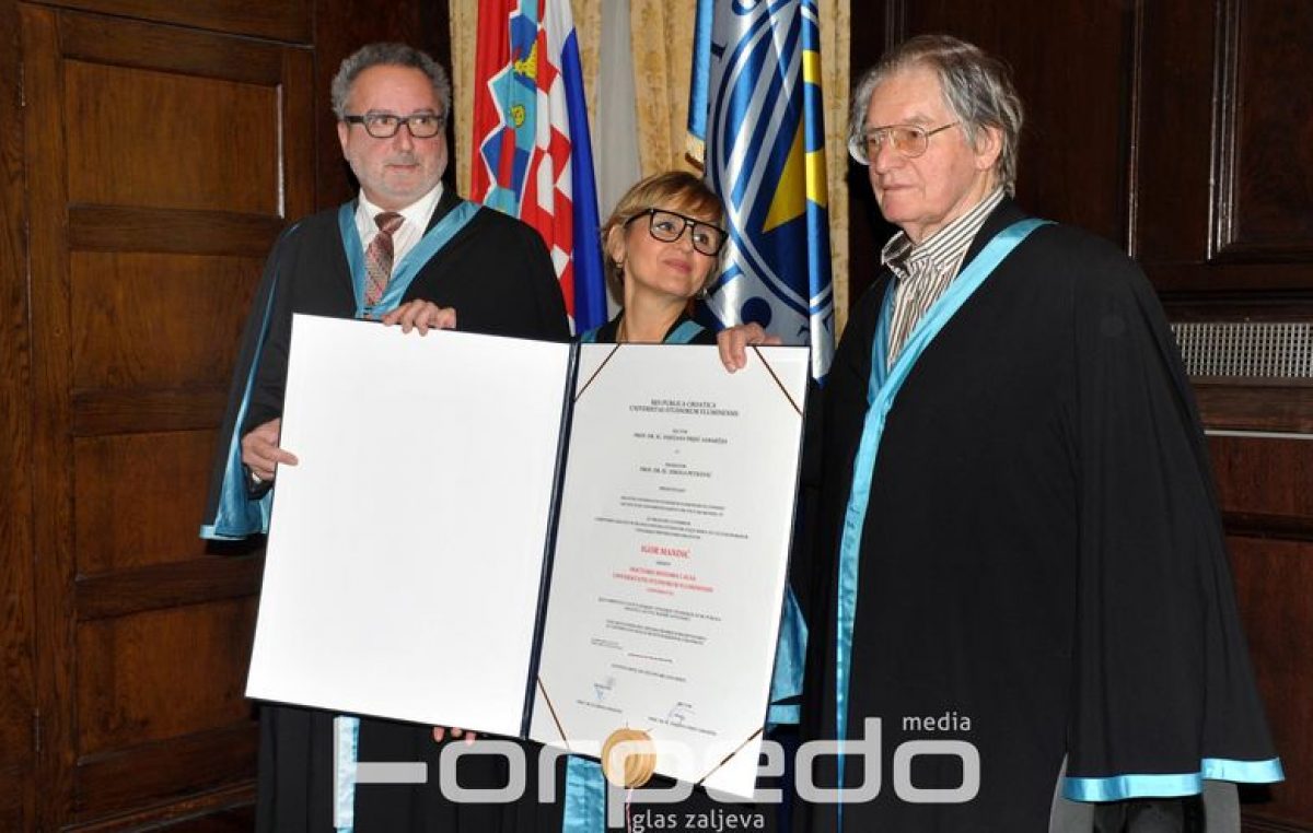 FOTO Svestrani esejist i kritičar Igor Mandić dobio počasni doktorat Sveučilišta u Rijeci