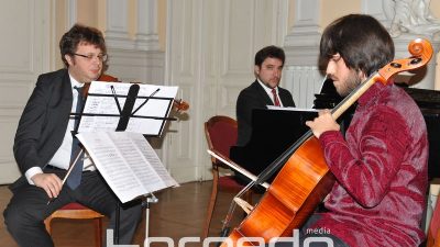 FOTO Riječki klavirski trio oduševio publiku skladbama Beethovena, Mačeka i Papandopula