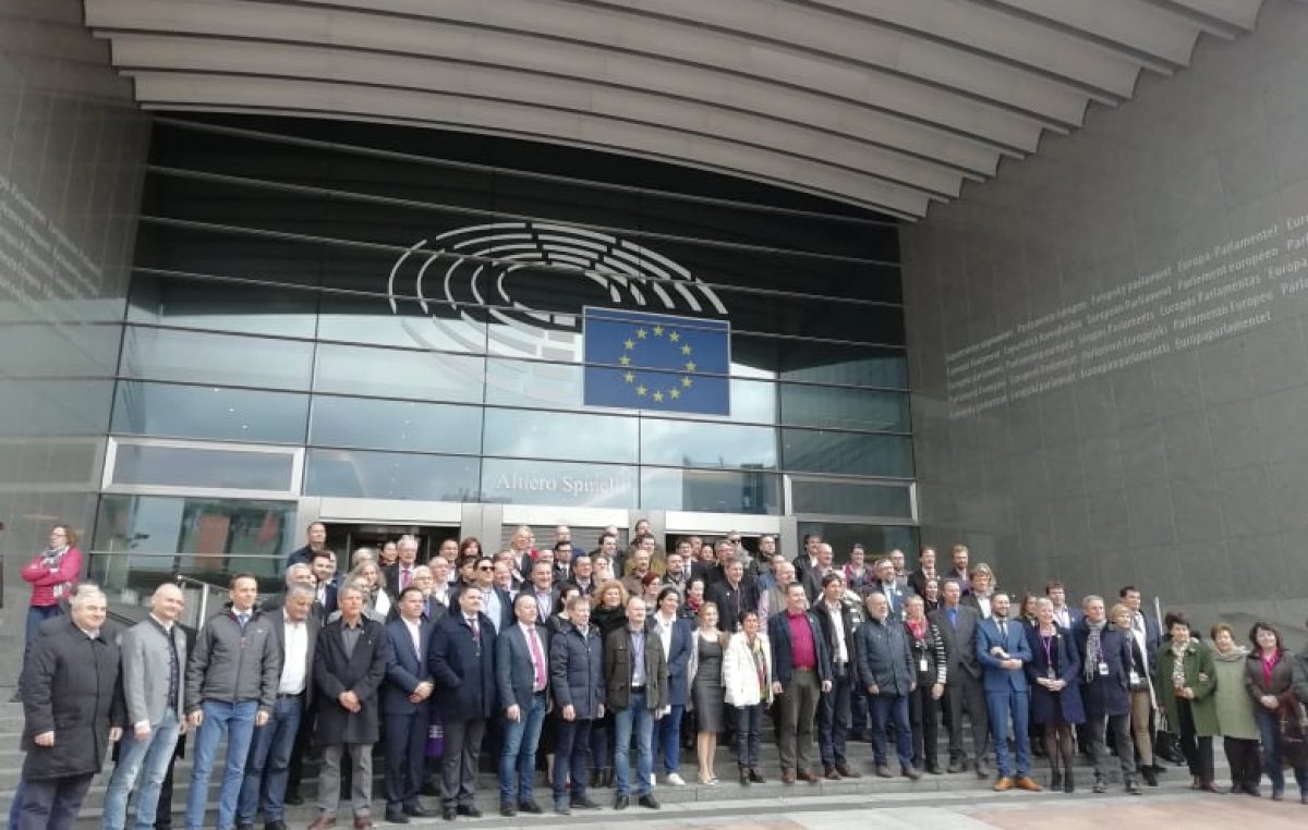 Riječki i kvarnerski regionalisti na skupštini europske političke obitelji regionalističkih stranaka u Bruxellesu