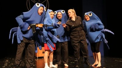 Crnohumorna predstava ‘Efekt leptira’ Talijanske drame večeras ima premijeru u HKD na Sušaku