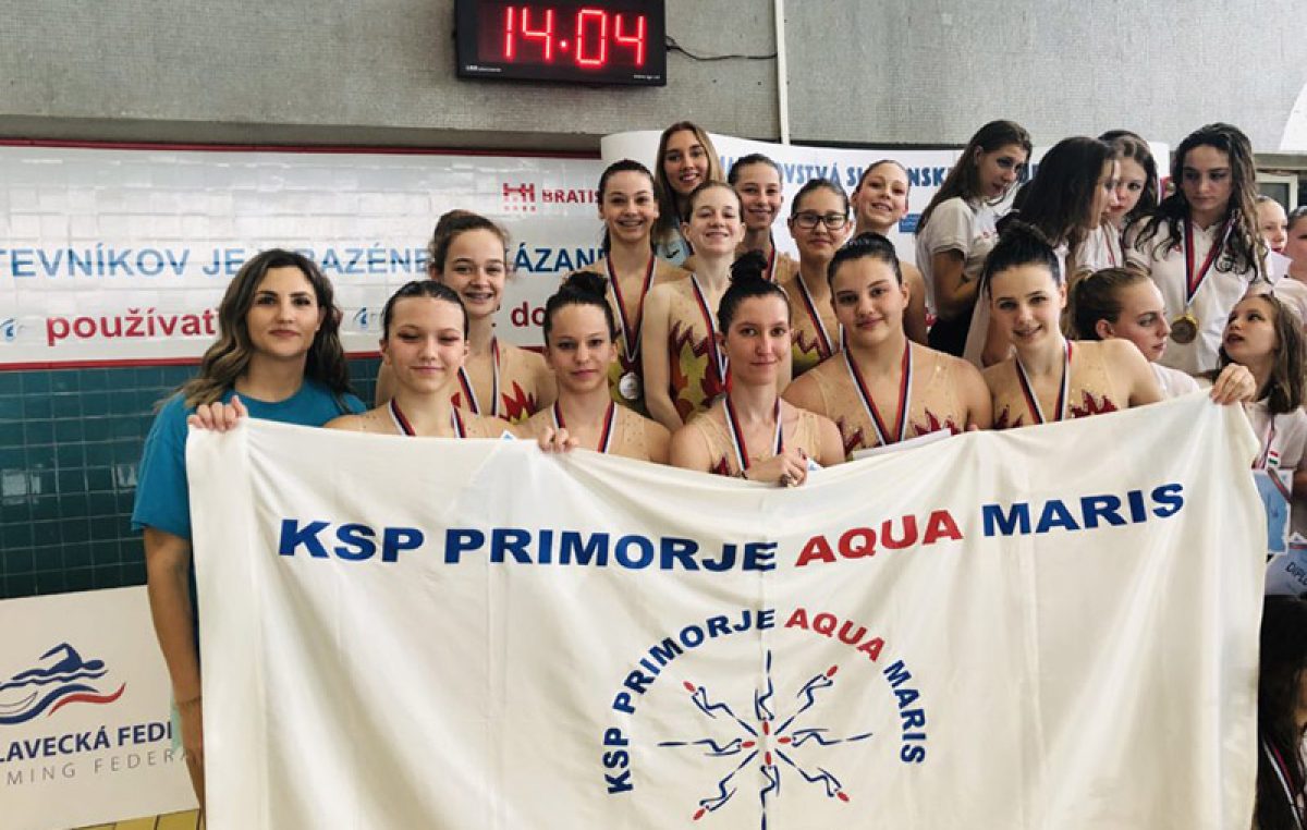 Mlade plivačice Primorje Aqua Marisa u Slovačkoj osvojile srebro i broncu