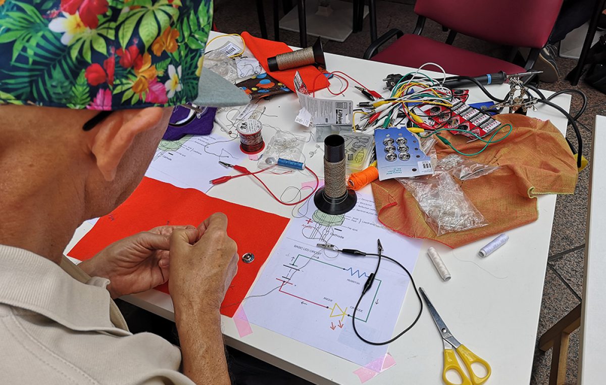 Radionice ‘Elektro furda’: Kako oživjeti pokvarene kućanske uređaje i izraditi predmete od odbačenih materijala