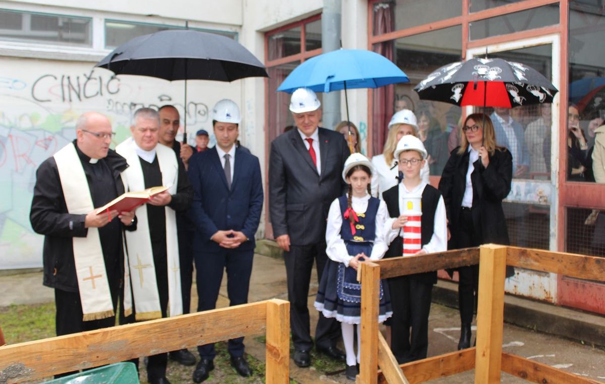 Važan projekt vrijedan 40 milijuna kuna: Počeli radovi na izgradnji nove školske zgrade OŠ Jelenje – Dražice