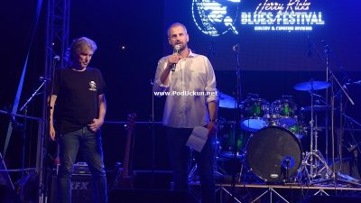 VIDEO: Nevrijeme odgodilo jučerašnji koncert, večeras nastavak u Mošćenicama