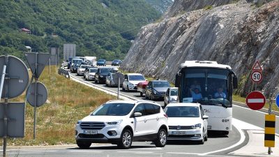 Božinović: Nema napuštanja mjesta prebivališta, nema više putovanja iz grada u grad