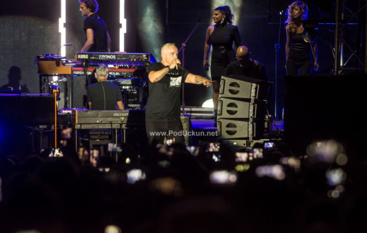 FOTO/VIDEO Eros Ramazzotti oduševio Ljetnu pozornicu spektakularnim koncertom za pamćenje @ Opatija