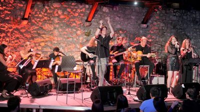 Na Trsatskoj gradini održan unplugged koncert Keopsa uz pratnju gudačkog kvarteta
