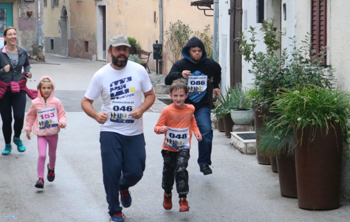 FOTO 2. EFRI humanitarna trail utrka okupila 180 trkača na Kastvu