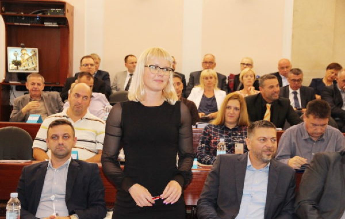 Gradsko vijeće ponovo je u ‘punom sastavu’ – Anet Trope ušla na mjesto preminule Mirjane Jukić