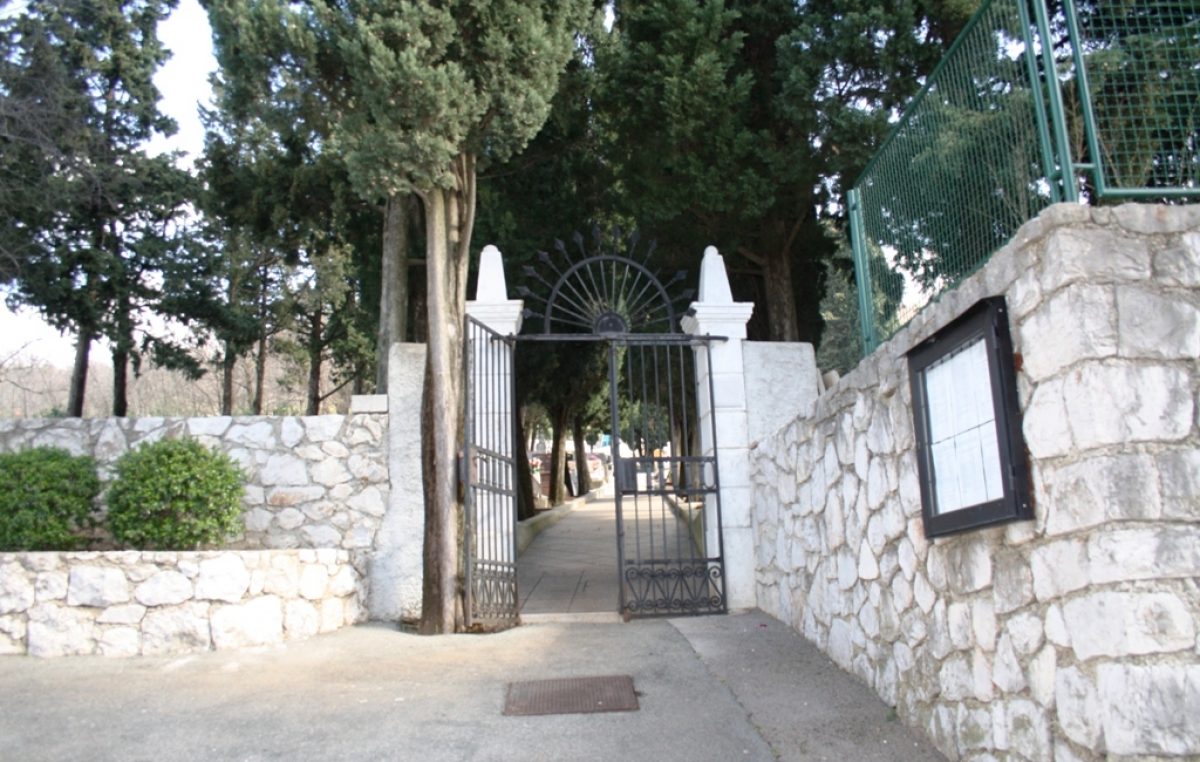 Kostrena kreće u obnovu groblja u Sv. Luciji – U tijeku je natječaj za radove vrijedne sedam milijuna kuna
