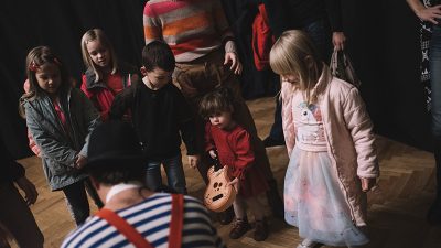 Plesni zbirkus – Predstava i radionica Klauna Marka oduševile i djecu i odrasle