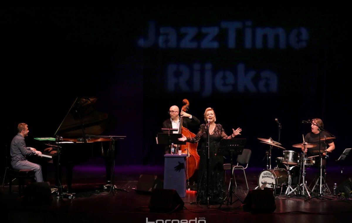 FOTO/VIDEO Gabi Novak i Matija Dedić trio oduševili publiku posljednjeg dana 28. Jazz Time Rijeka