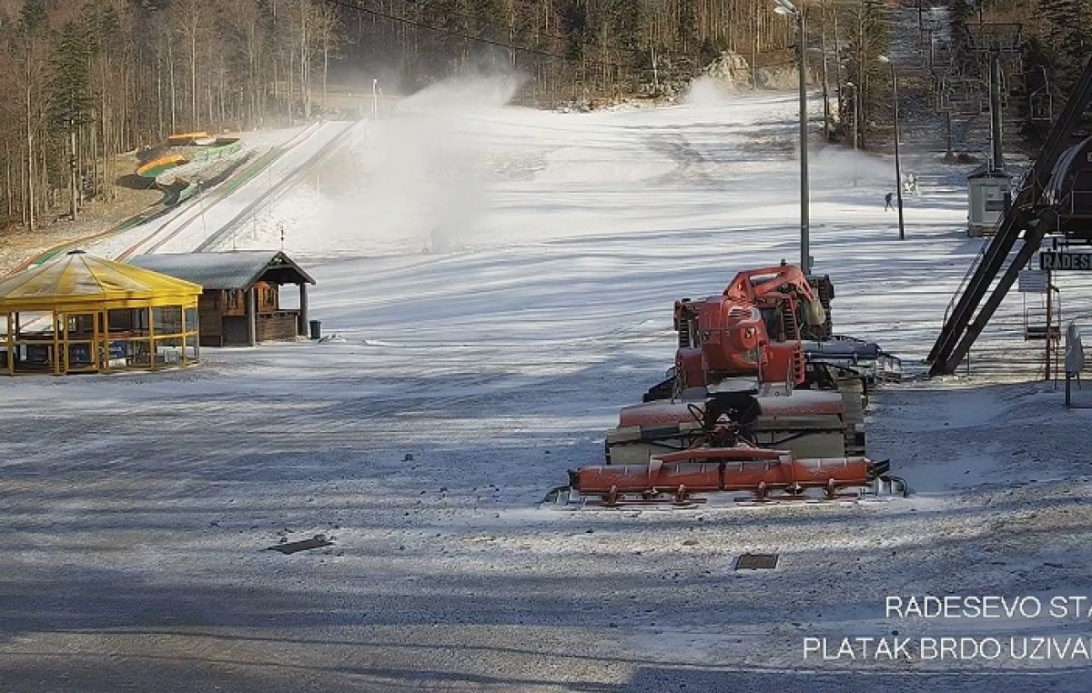 Investicija vrijedna 23 milijuna kuna puštena u pogon – Krenulo testiranje sustava za umjetni snijeg na Platku
