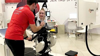 Medicinska tehnologija u službi boljeg života: Robotska neurorehabilitacija spasila malu Leonu od nepokretnosti