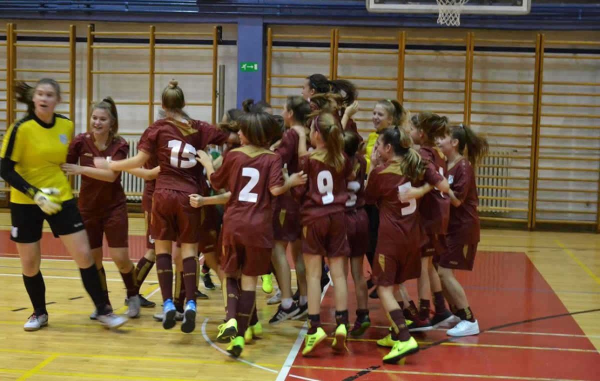 Ženski nogometni klub Rijeka osvojio jak međunarodni turnir Agram u kategoriji U-15