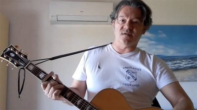 VIDEO Sandro Bastiančić iz karantene zasvirao za sve navijače Rijeke