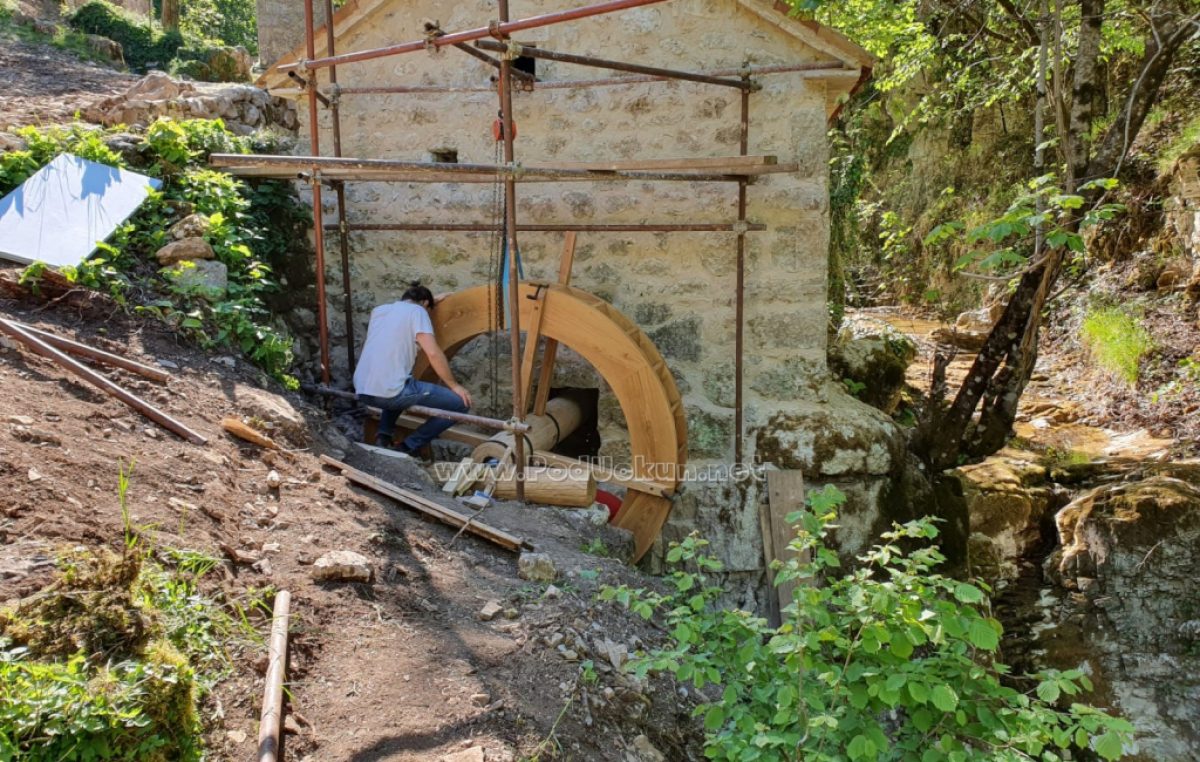 FOTO/VIDEO Mitski park Trebišća dobio novu atrakciju – Obnovljeni mlin iz 16. stoljeća @ Mošćenička Draga
