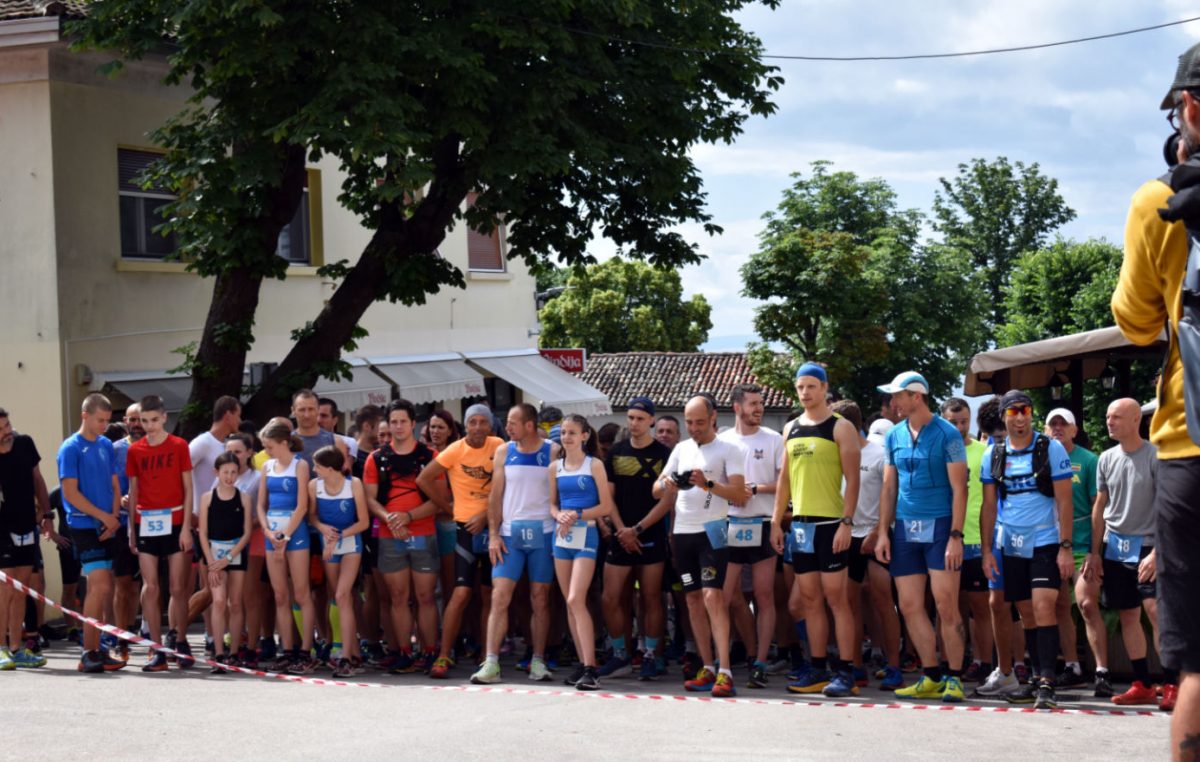 Kastafski kros okupio stotinjak trkača, pobjednik na 13,5 km Zoran Žilić